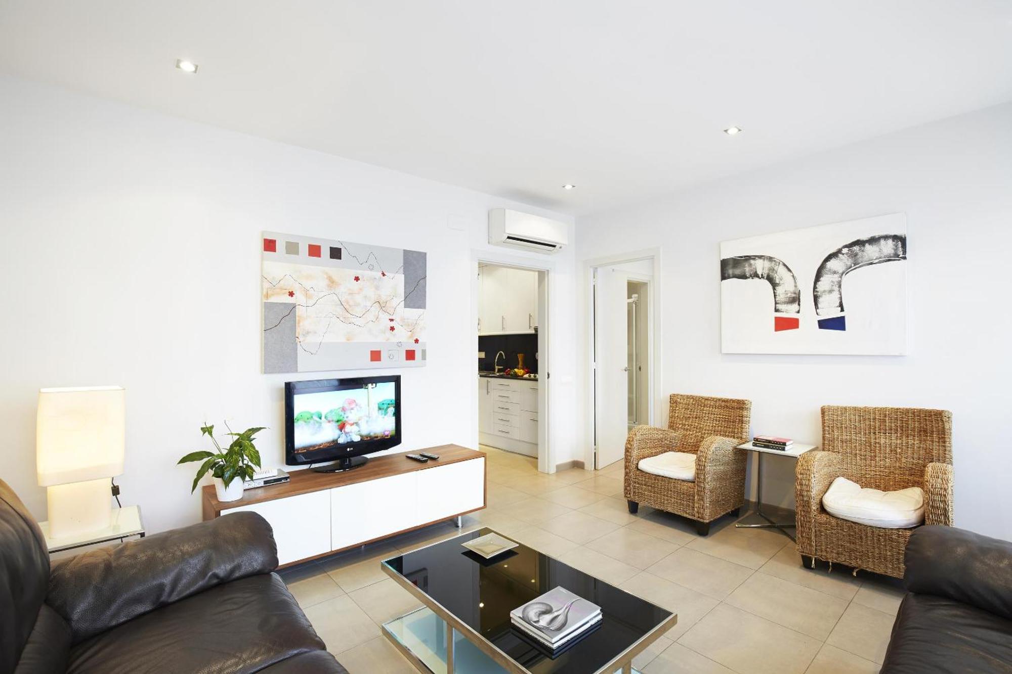 Apartamentos Calvet Barcelona Exterior photo